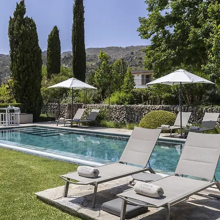 L'hort De Son Grua Tatil Evi *